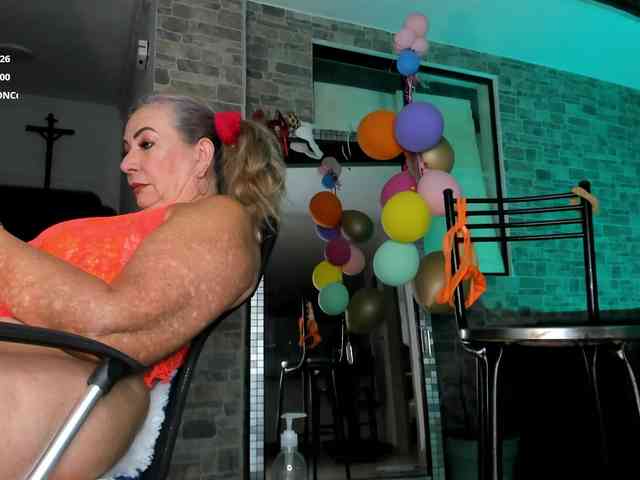 online webcam show Mature-younga