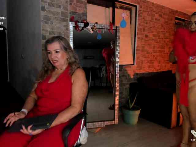 mature-younga webcam