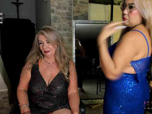 mature-younga webcam