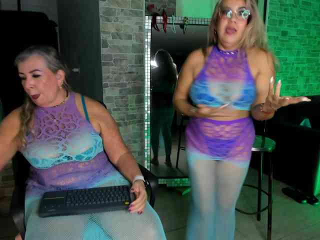 Modelo: mature-younga