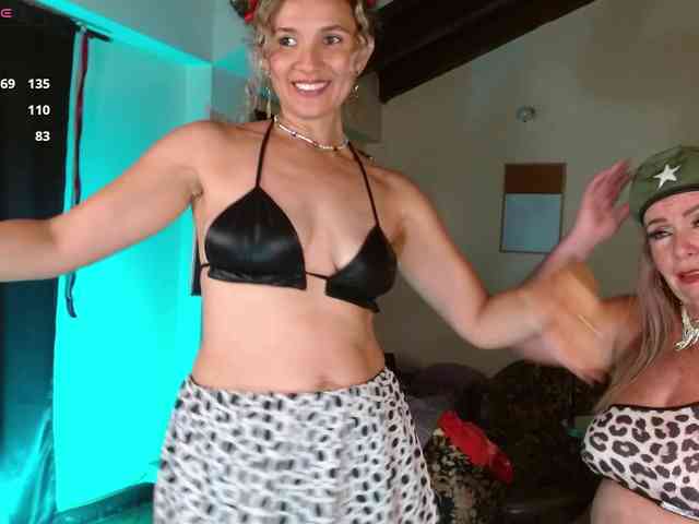 mature-younga webcam