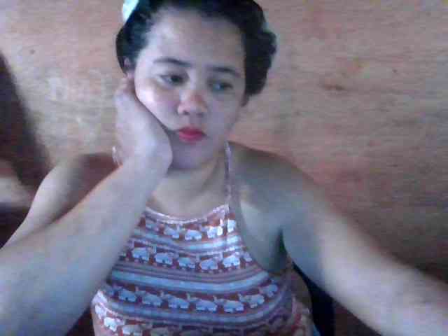 LovelyShaxxx3 webcam