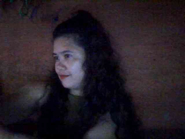 LovelyShaxxx3 webcam