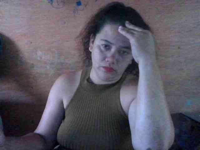 LovelyShaxxx3 webcam