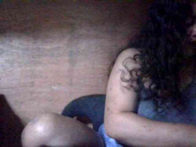 LovelyShaxxx3 webcam