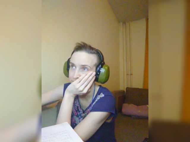 Magretta_Dering live cam preview