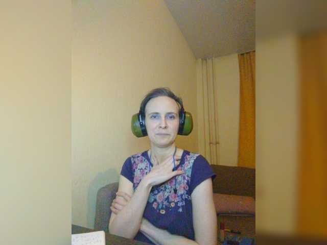 MagrettaXX, live now on BongaCams