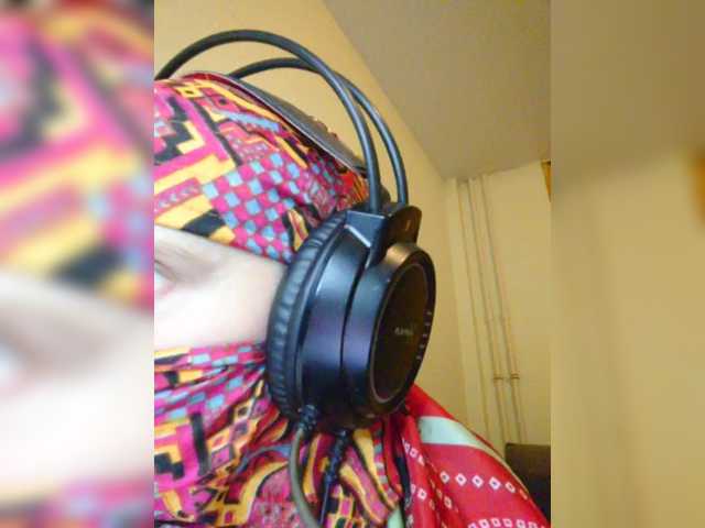 MagrettaXX's BongaCams show and profile