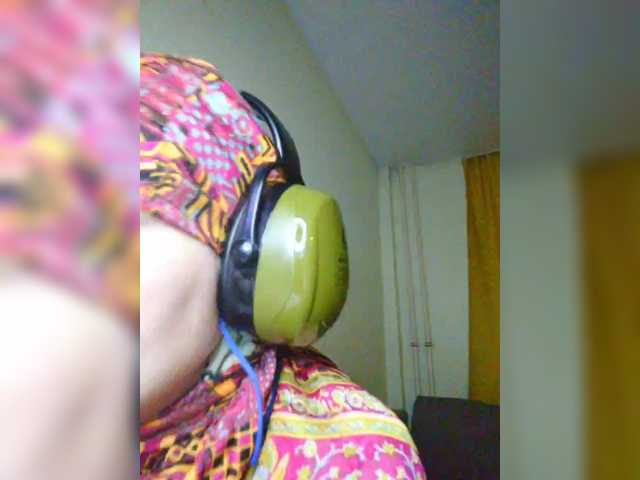 MagrettaXX live cam on BongaCams