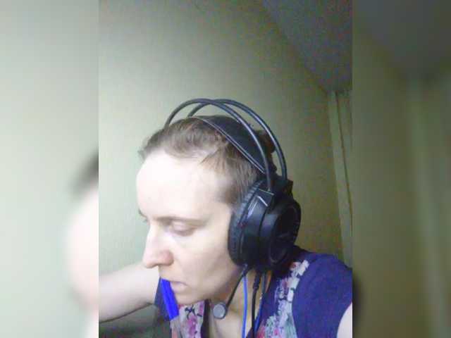 Magretta_Dering live cam preview