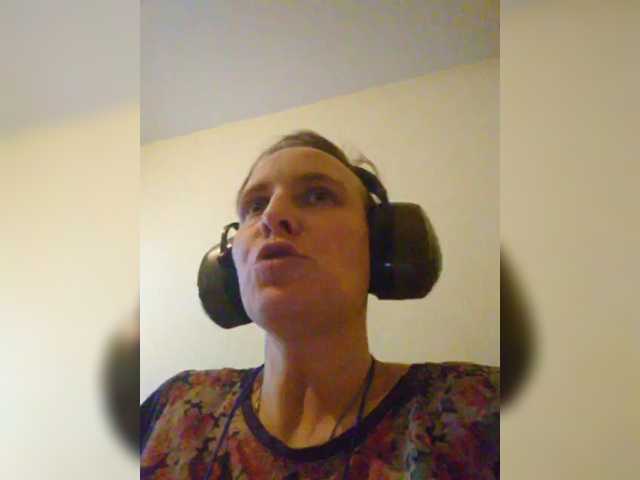 MagrettaXX, en directo ahora en BongaCams