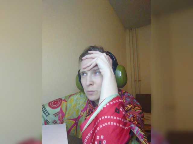 Magretta_Dering — live female cam