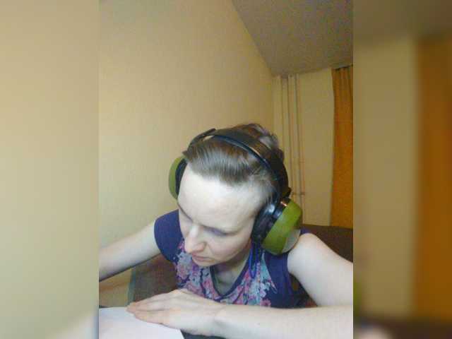 MagrettaXX, live now on BongaCams