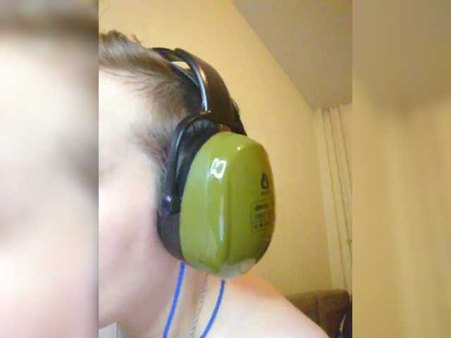 MagrettaXX's BongaCams show and profile