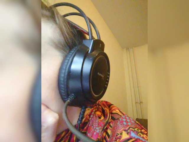 MagrettaXX's BongaCams show and profile