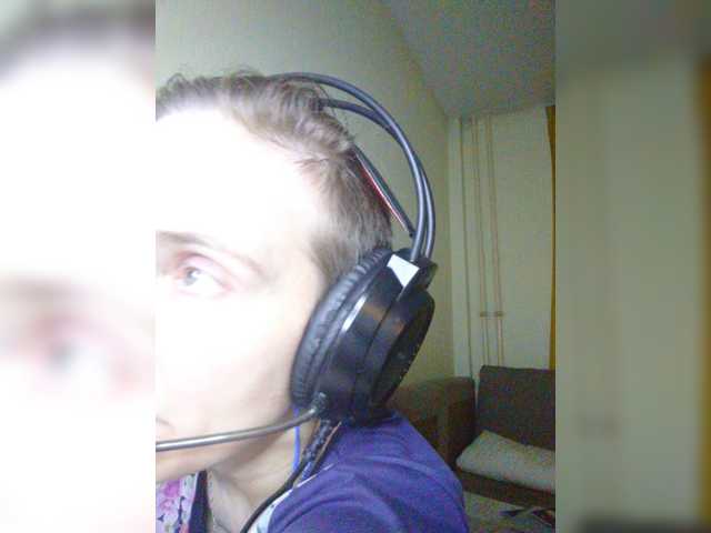 Magretta_Dering live cam preview