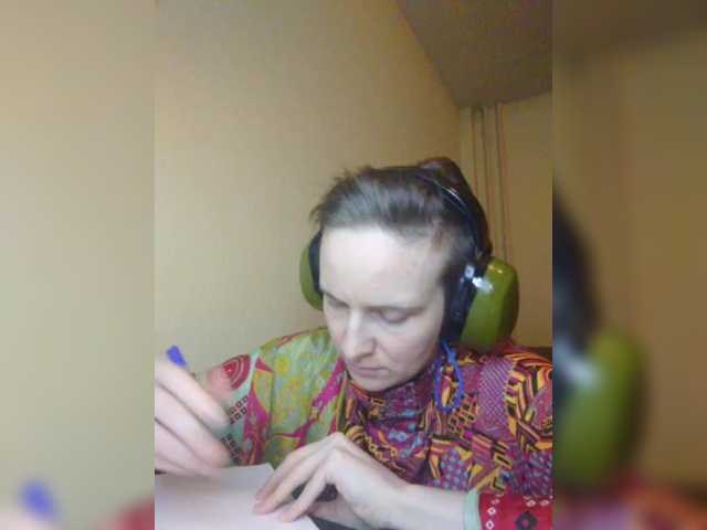 Magretta_Dering — live female cam