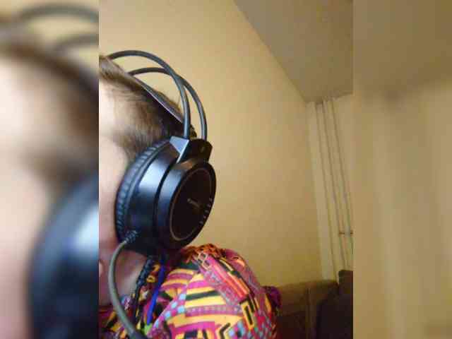 Magretta_Dering webcam