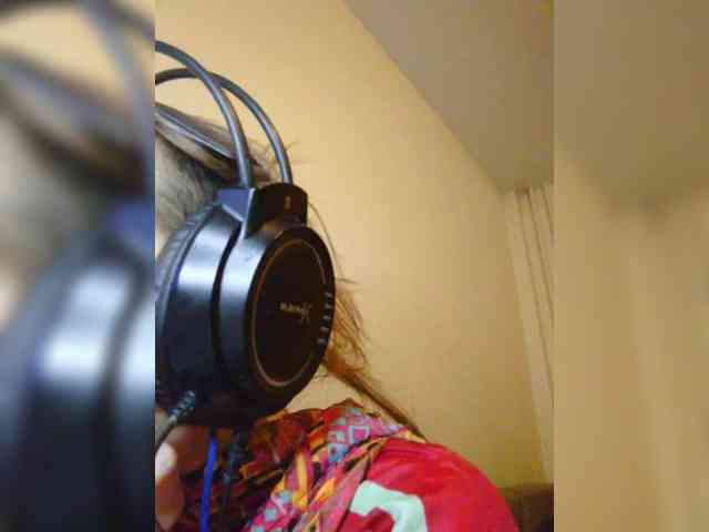 Magretta_Dering webcam