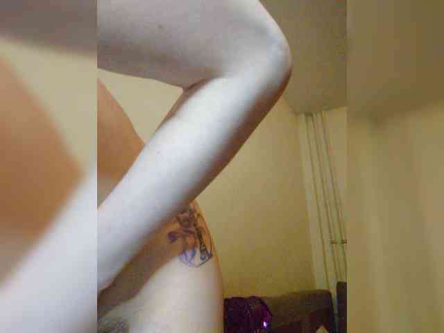 MagrettaXX Live Webcam on BongaCams
