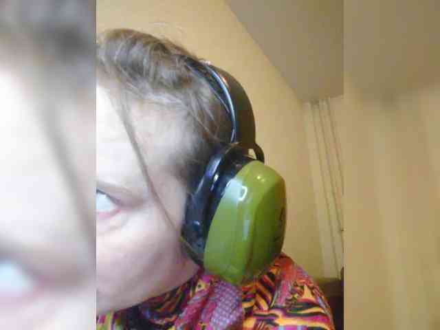 Magretta_Dering webcam