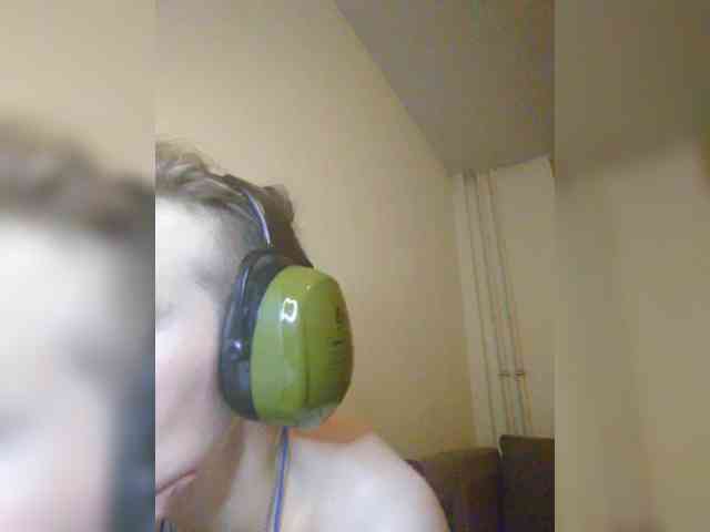 Magretta_Dering webcam