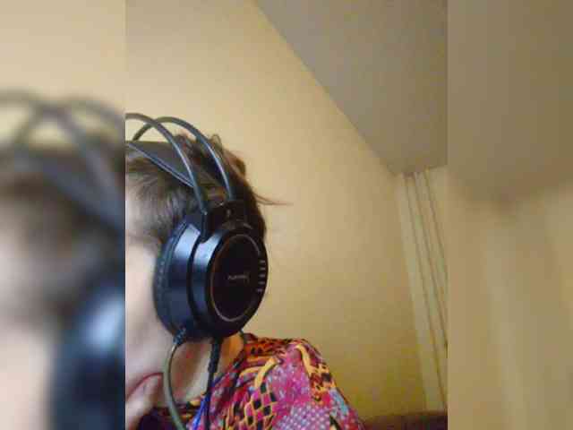 Magretta_Dering webcam