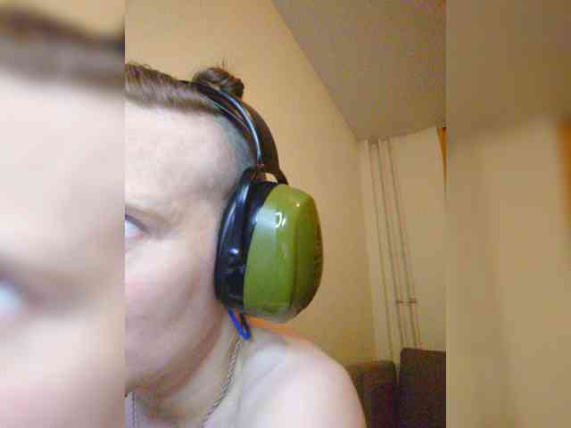 Magretta_Dering webcam