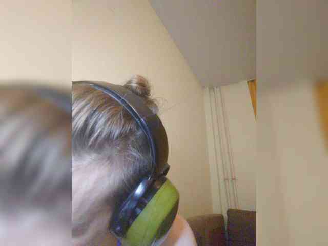 Magretta_Dering webcam