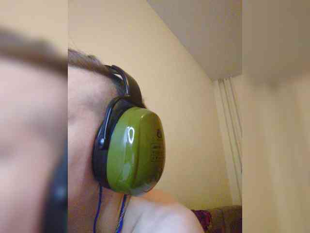 Magretta_Dering webcam