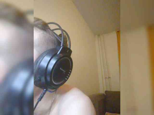 Magretta_Dering webcam