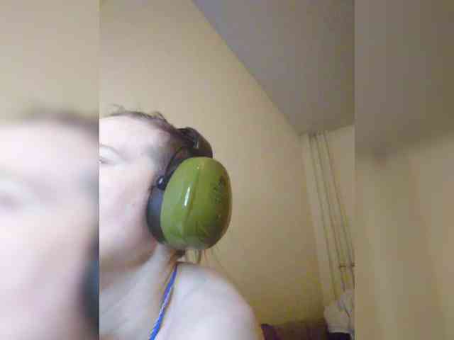 Magretta_Dering webcam