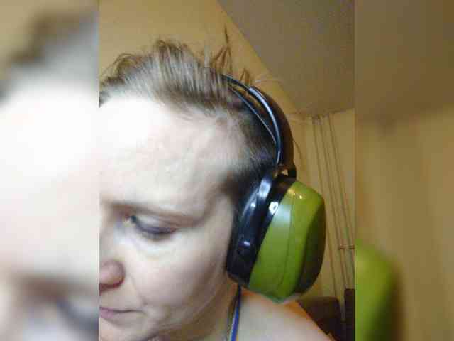 MagrettaXX Live Webcam on BongaCams