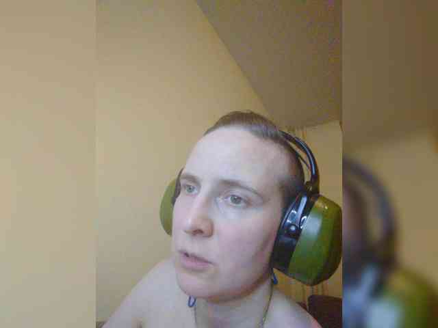 MagrettaXX Live Webcam on BongaCams