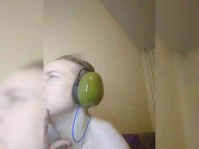 MagrettaXX Live Webcam on BongaCams