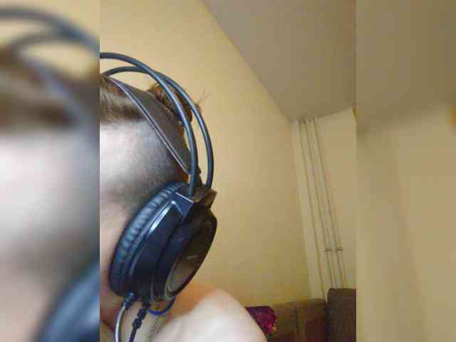Magretta_Dering webcam