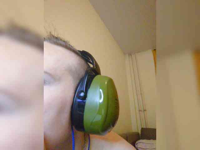 Magretta_Dering webcam