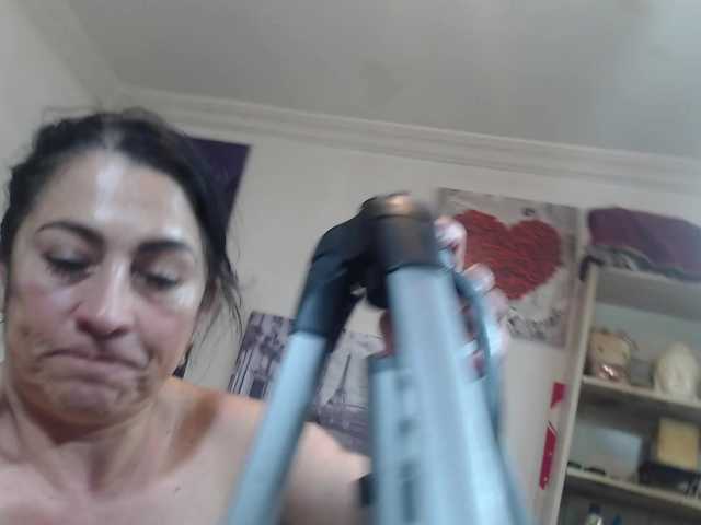 lisacarson's BongaCams show and profile