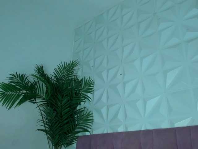 Hellen-Sky live cam on BongaCams