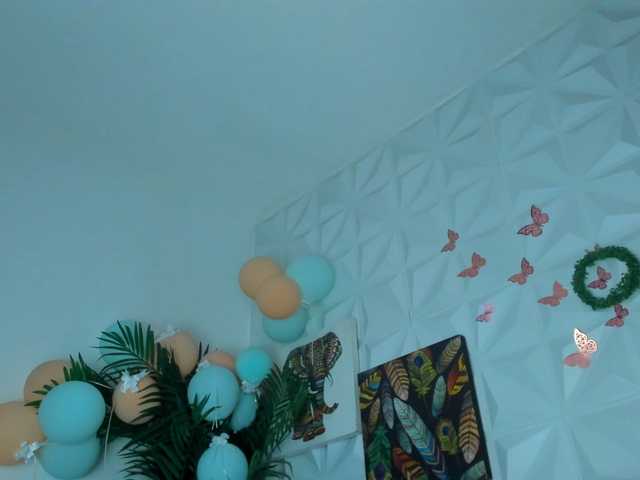 Hellen-Sky — live female cam