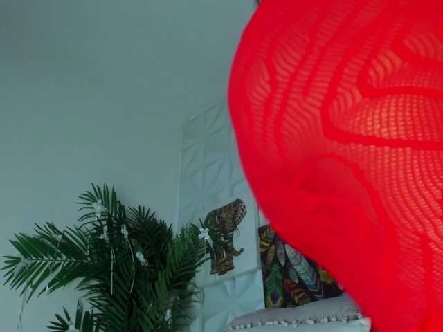 Hellen-Sky live cam on BongaCams