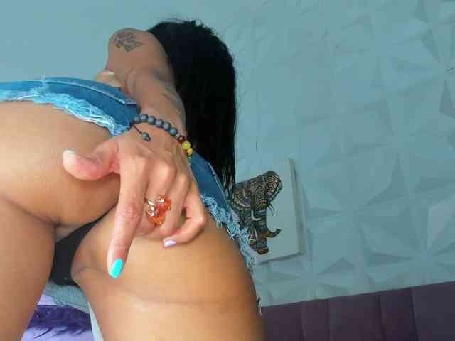Hellen-Sky webcam