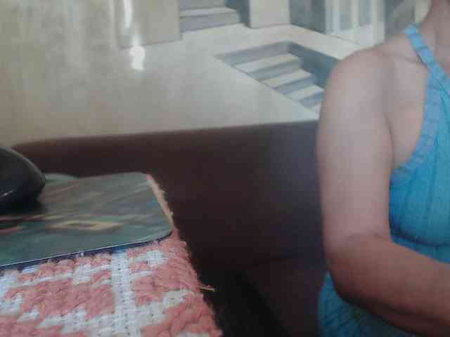 YasminaGeil webcam