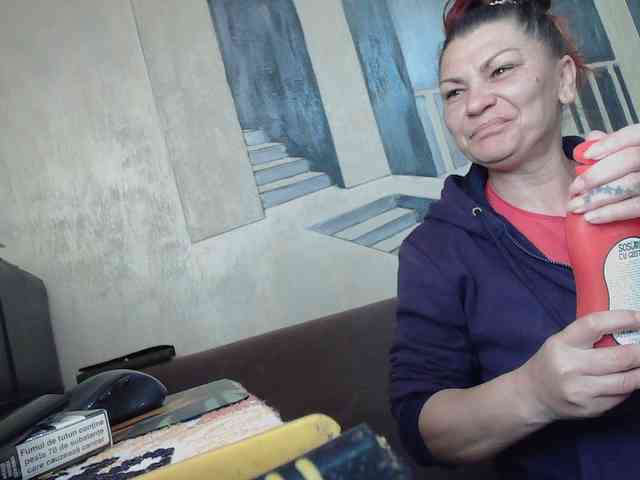 YasminaGeil webcam