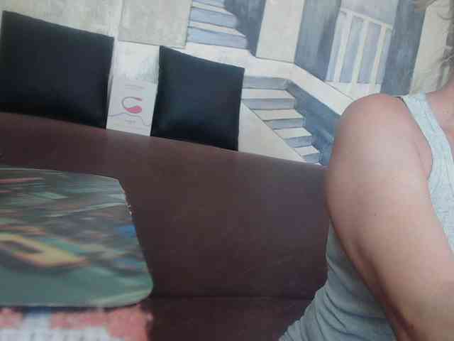 YasminaGeil webcam