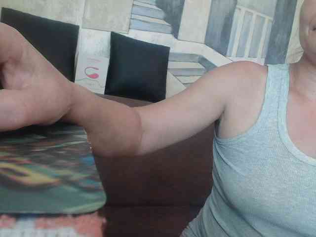 YasminaGeil webcam