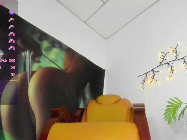 marie-naugthy live cam on BongaCams