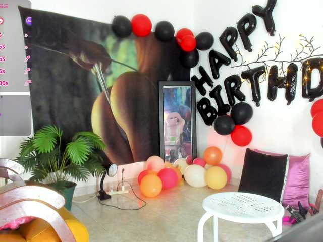 marie-naugthy live cam on BongaCams