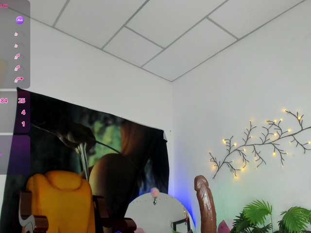 marie-naugthy live webcam show