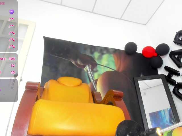 marie-naugthy live cam on BongaCams
